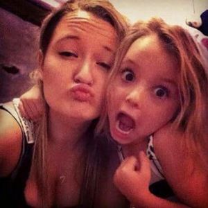 Meet your Posher, Holly